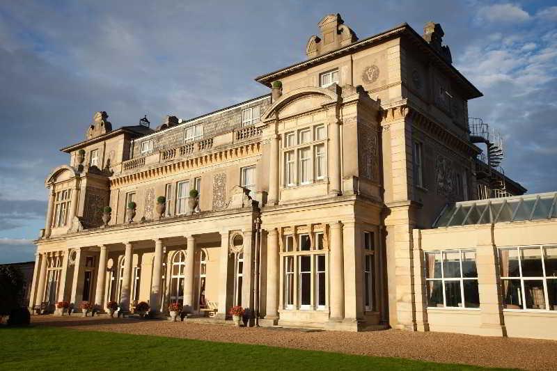 Hatfield Heath Down Hall Hotel מראה חיצוני תמונה
