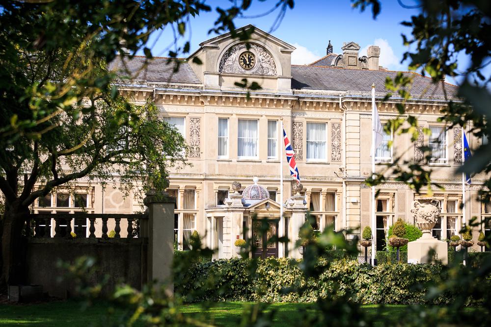 Hatfield Heath Down Hall Hotel מראה חיצוני תמונה