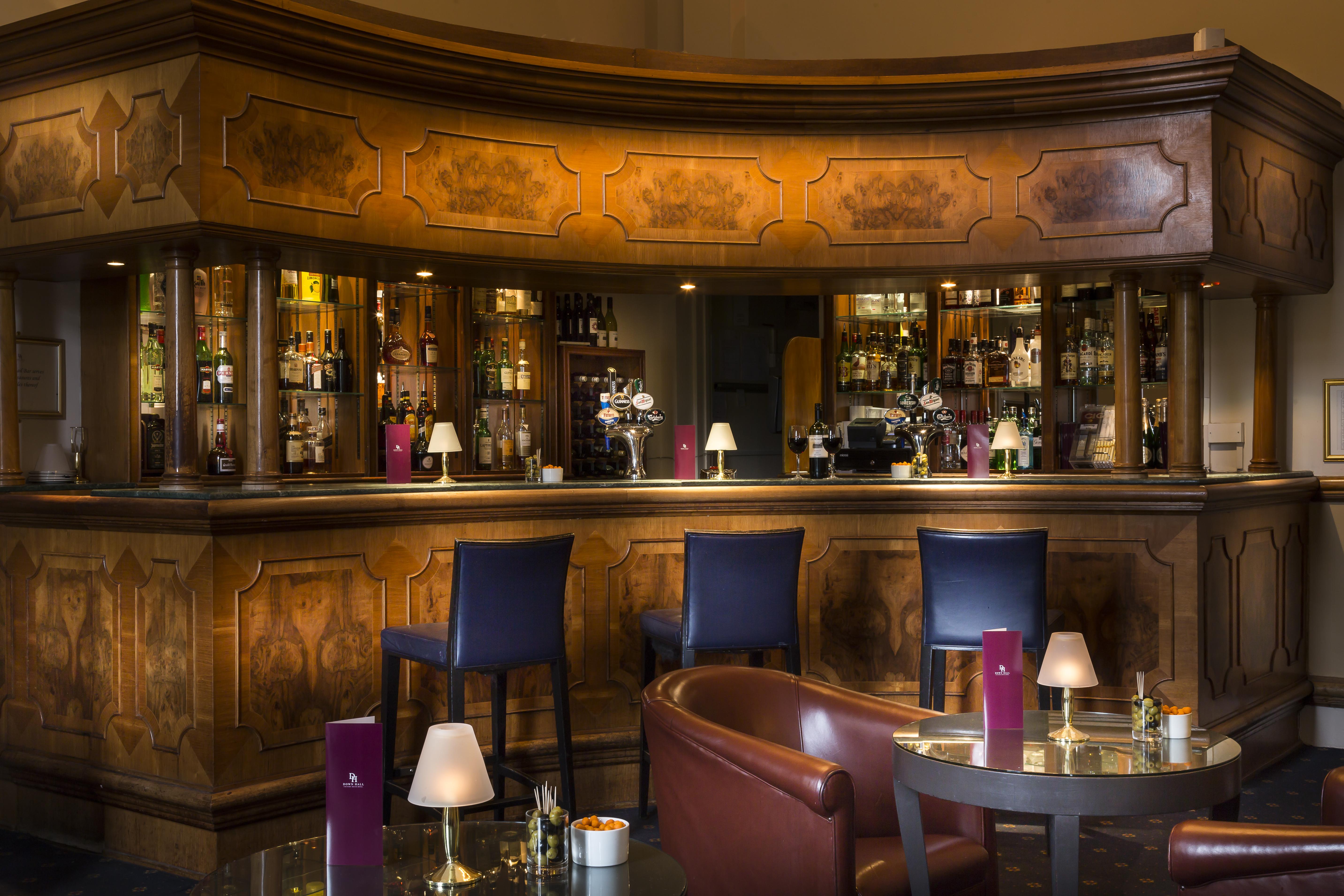 Hatfield Heath Down Hall Hotel מראה חיצוני תמונה