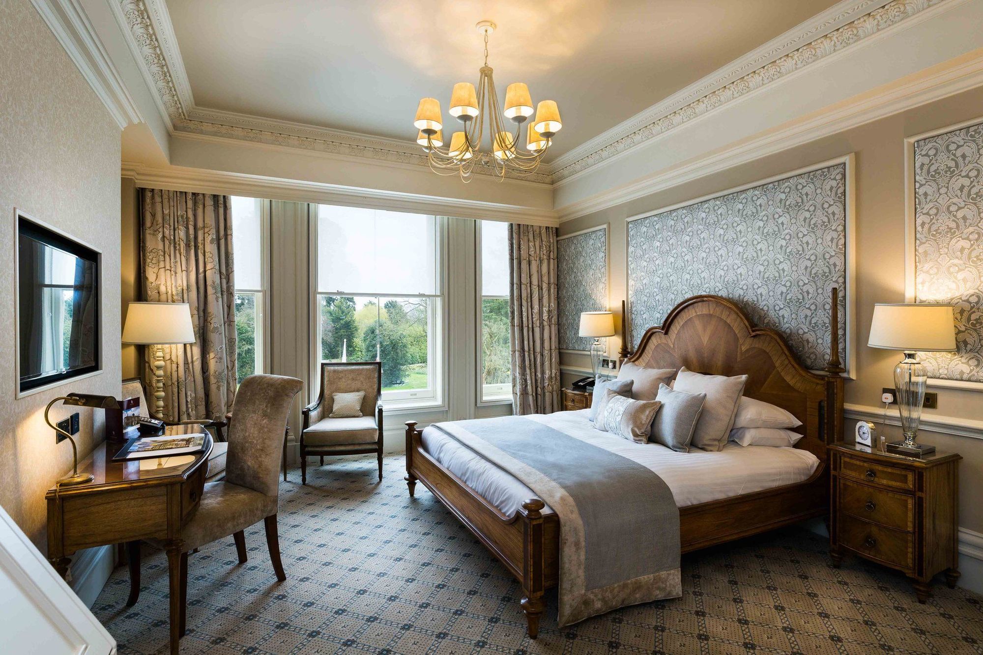 Hatfield Heath Down Hall Hotel מראה חיצוני תמונה